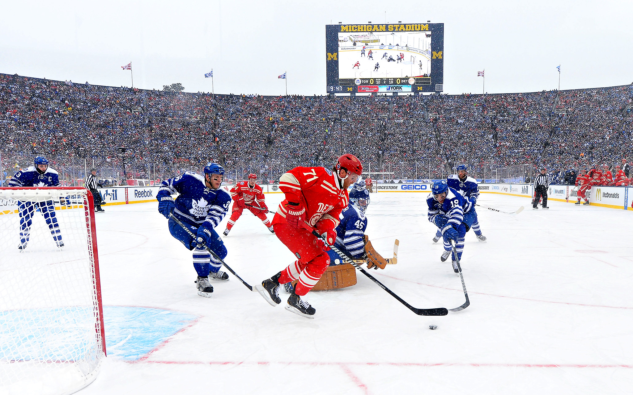 nhl outdoor classic